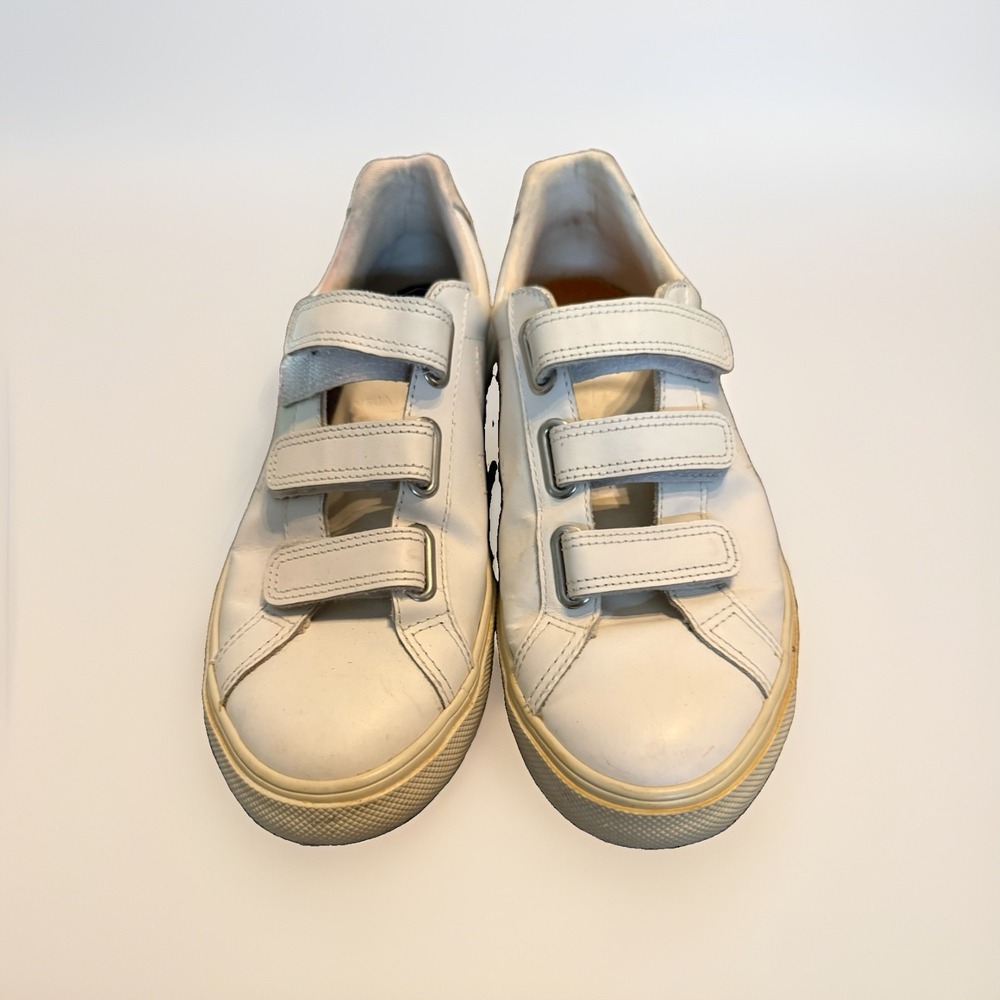 Veja Womens Recife Grip-Trio Court Sneaker Size 8 White Leather 3 Strap Low Shoe